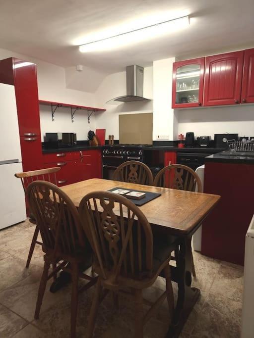 Home In Kington St Michael Stanton St Quintin 外观 照片